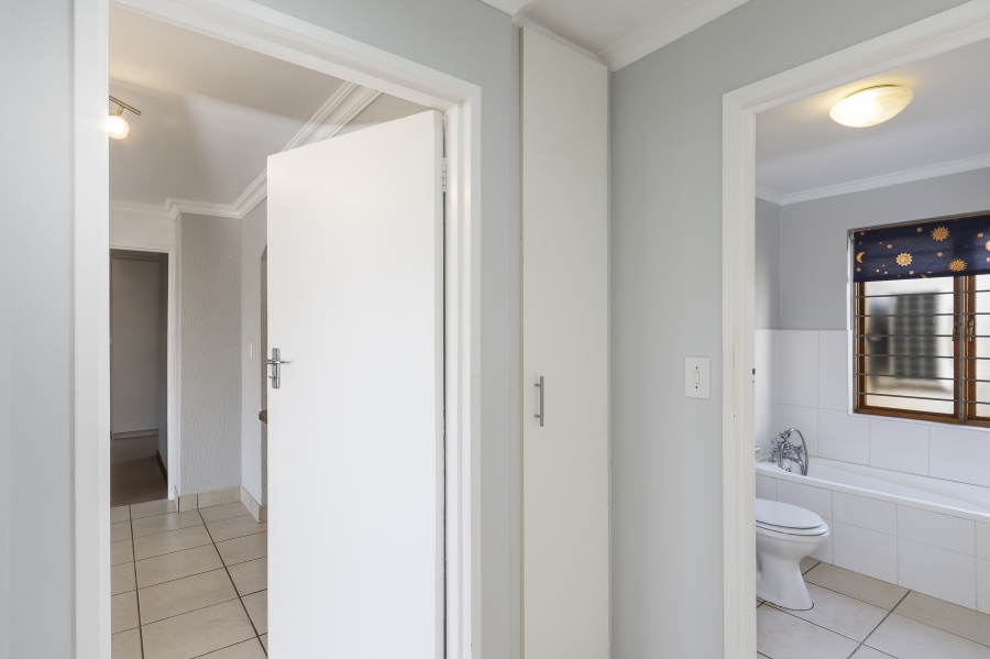 To Let 3 Bedroom Property for Rent in Helena Heights Western Cape
